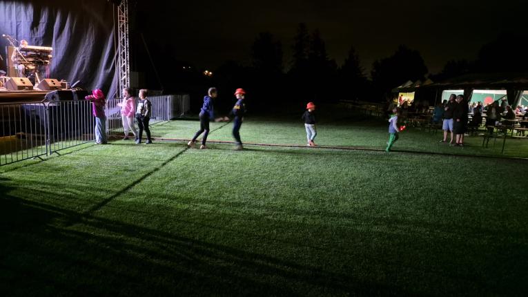 účastníci festivalu